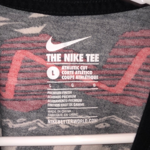Nike sportswear - Picture 2 of 3